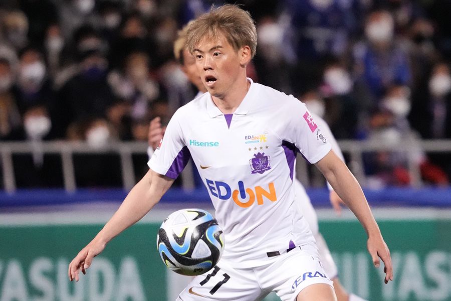 満田誠が川崎戦で決勝ゴール【写真：Getty Images】