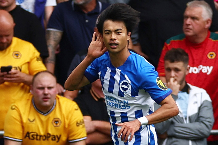 ブライトンでプレーする三笘薫【写真:ロイター】