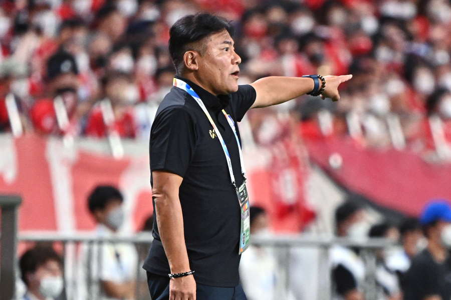 Gパトゥム（タイ）を率いる手倉森誠監督【写真：Getty Images】