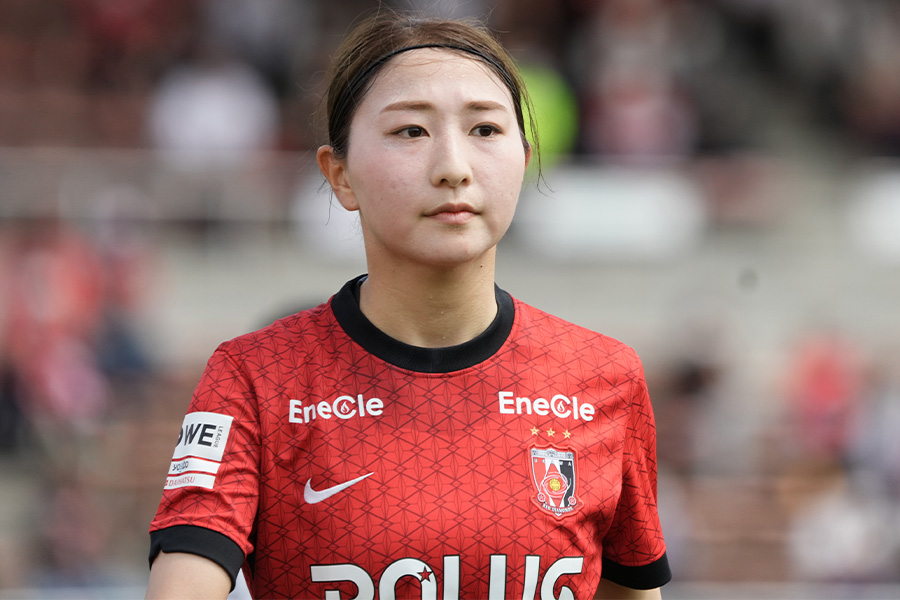 浦和レディースに所属するMF塩越柚歩【写真:Getty Images】