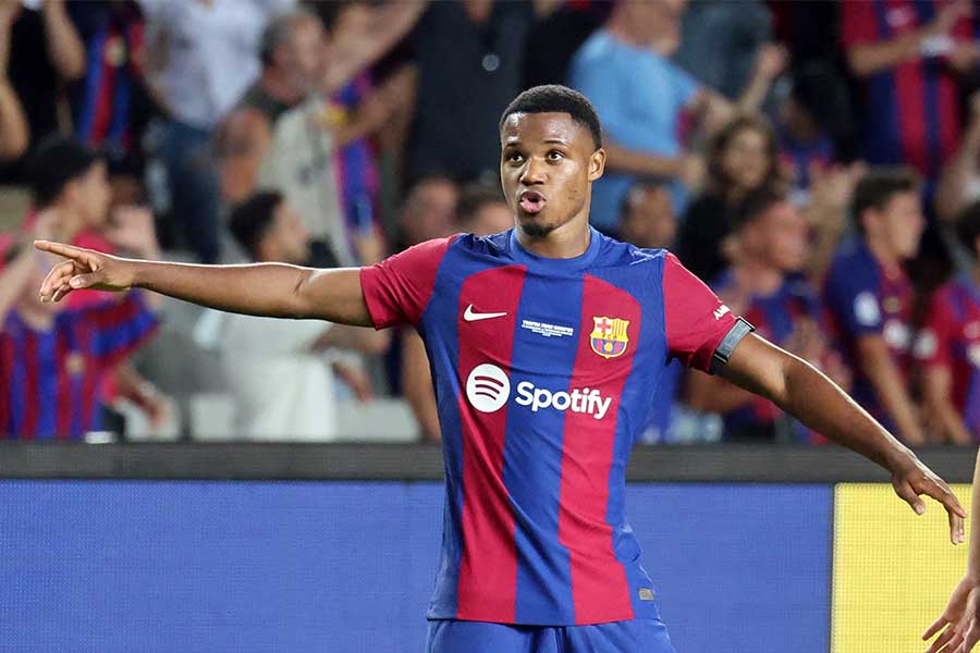 ブライトンへの加入が迫るアンス・ファティ【写真：ロイター】