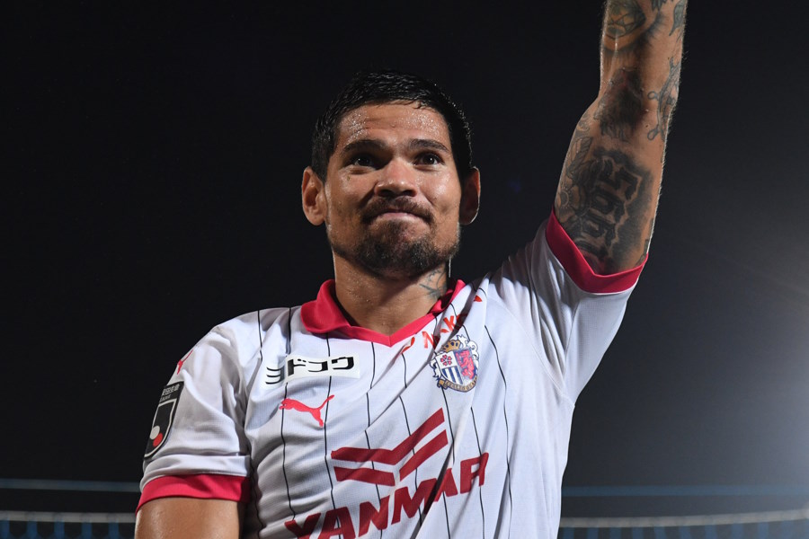 C大阪で活躍するレオ・セアラ【写真：徳原隆元】