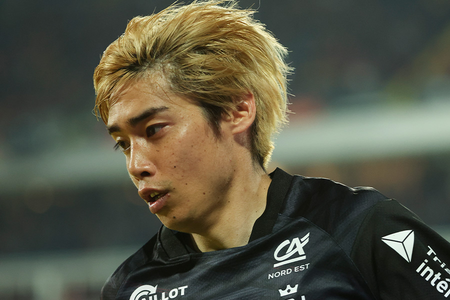 ランスで活躍する伊東純也【写真：Getty Images】