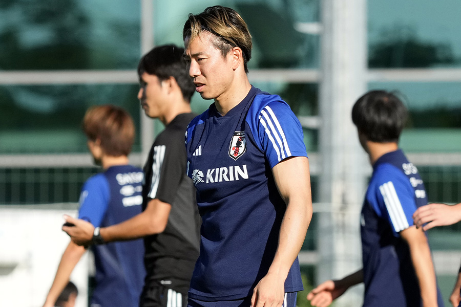 2ゴールを決めた代表に合流した浅野拓磨【写真:Getty Images】