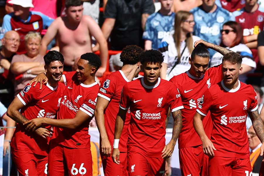 リバプールの新たな中盤を地元紙が分析【写真:ロイター】