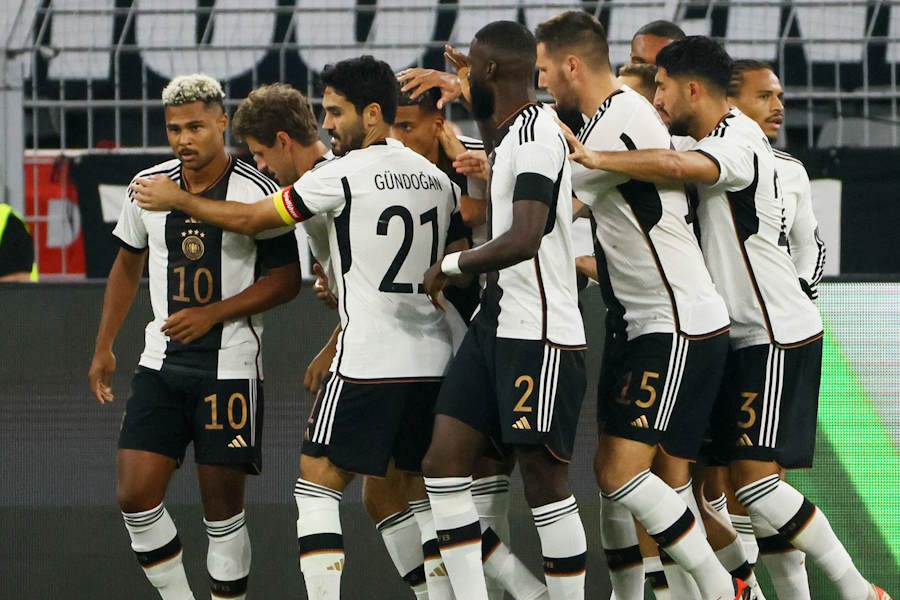 フランスに勝利したドイツ代表【写真:ロイター】