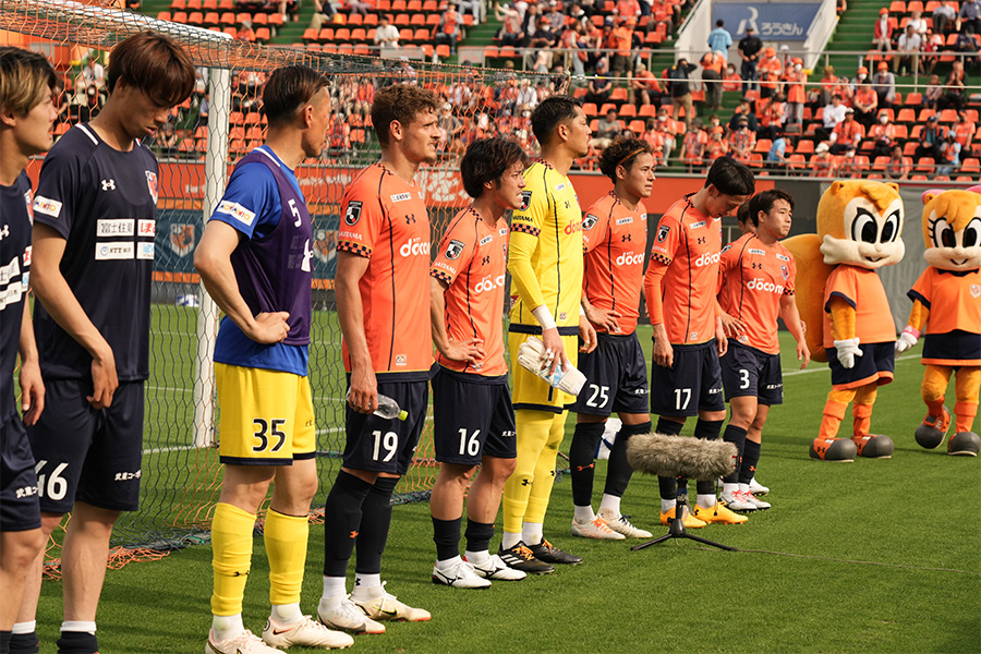 大宮のJ2残留に暗雲【写真：Getty Images】