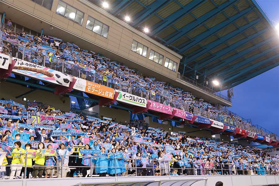 駅前不動産スタジアム(サガン鳥栖)のスタンドからの試合の見やすさ【写真:(C)SAGAN DREAMS CO.,LED.】