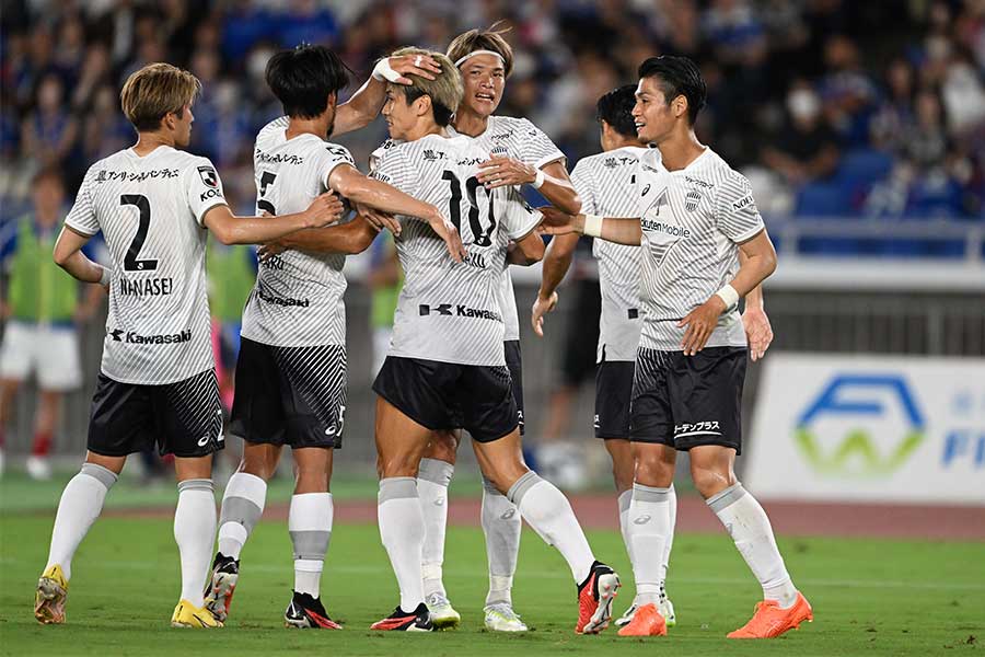 神戸が横浜FMに2-0で勝利【写真：徳原隆元】