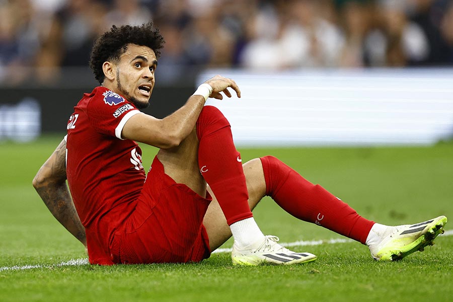 リバプールのディアスのゴール取り消しが話題に【写真:ロイター】