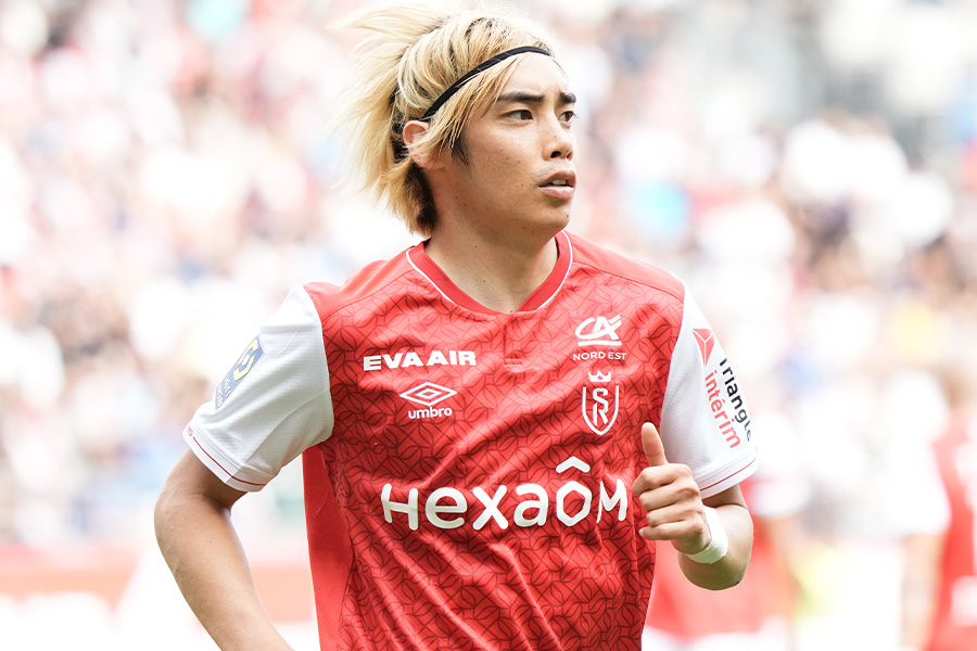 伊東純也がリヨン戦で先制ゴールをアシスト【写真：Getty Images】