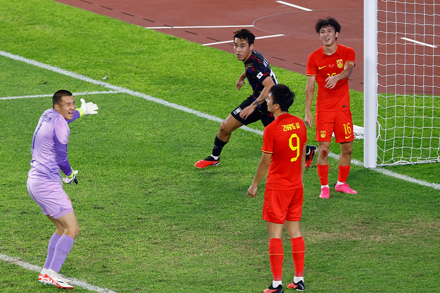 韓国が中国相手に2ゴールを奪い勝利【写真：ロイター】