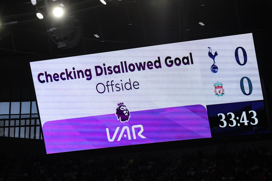 誤審騒動にブライトンのダンクも発言【写真:Getty Images】