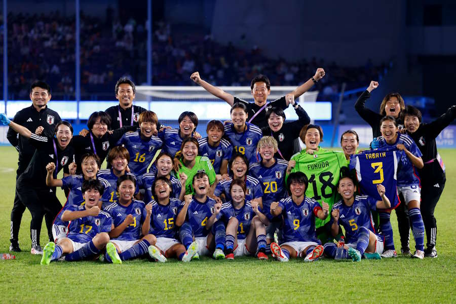 日本女子代表が後半の3ゴールで勝利【写真：Getty Images】