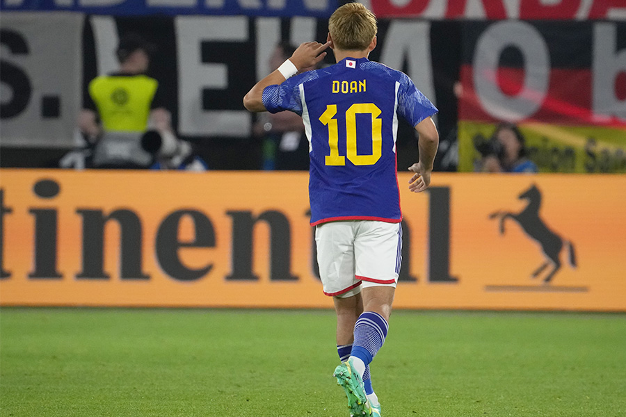 日本代表、10月シリーズは10番不在に【写真:Getty Images】