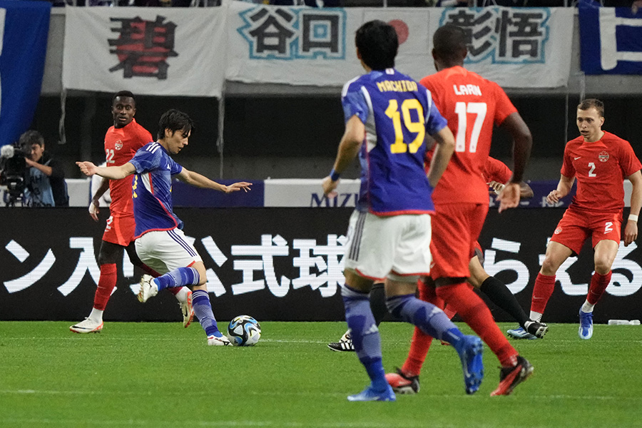 日本代表がわずか2分で先制ゴール【写真：Getty Images】
