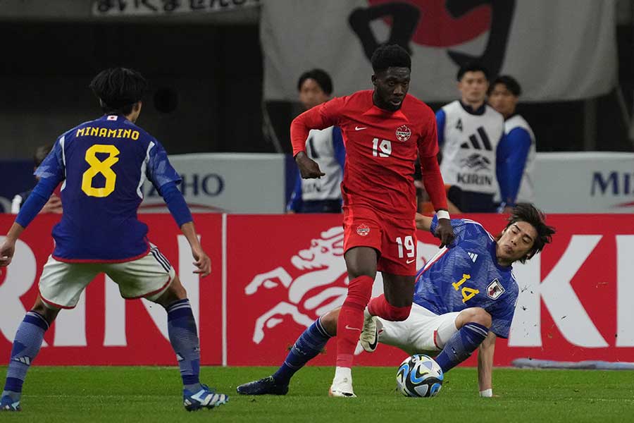 カナダが日本に4失点で敗戦【写真:Getty Images】