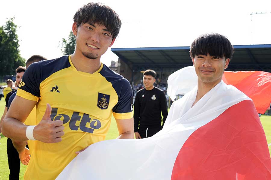 ユニオンSGで共闘した町田浩樹（左）と三笘薫【写真：Getty Images】