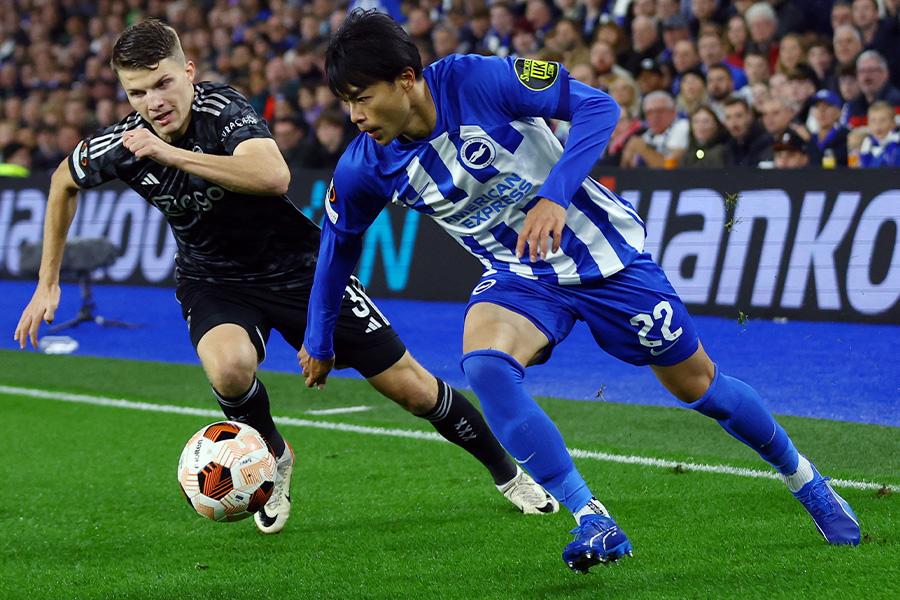 三笘薫がエバートン戦にスタメン出場【写真：ロイター】