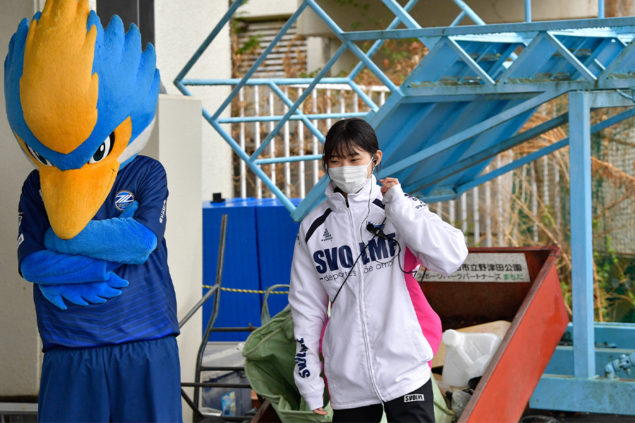 眞道さんにとって、2022年のJリーグマスコット総選挙が最初の大きなプロジェクトだった【写真：(C) FCMZ】