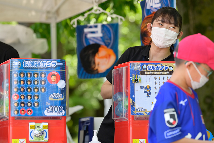 眞道さんは地方クラブでグッズ担当として新たなスタートを切る【写真：(C) FCMZ】