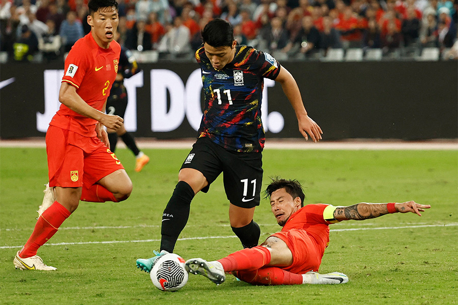 中国代表はホームで韓国代表の0-3で敗れた【写真:ロイター】