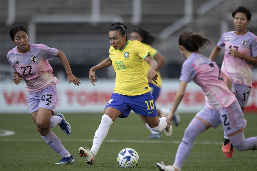 ブラジル代表に敗戦したなでしこジャパン【写真：Getty Images】