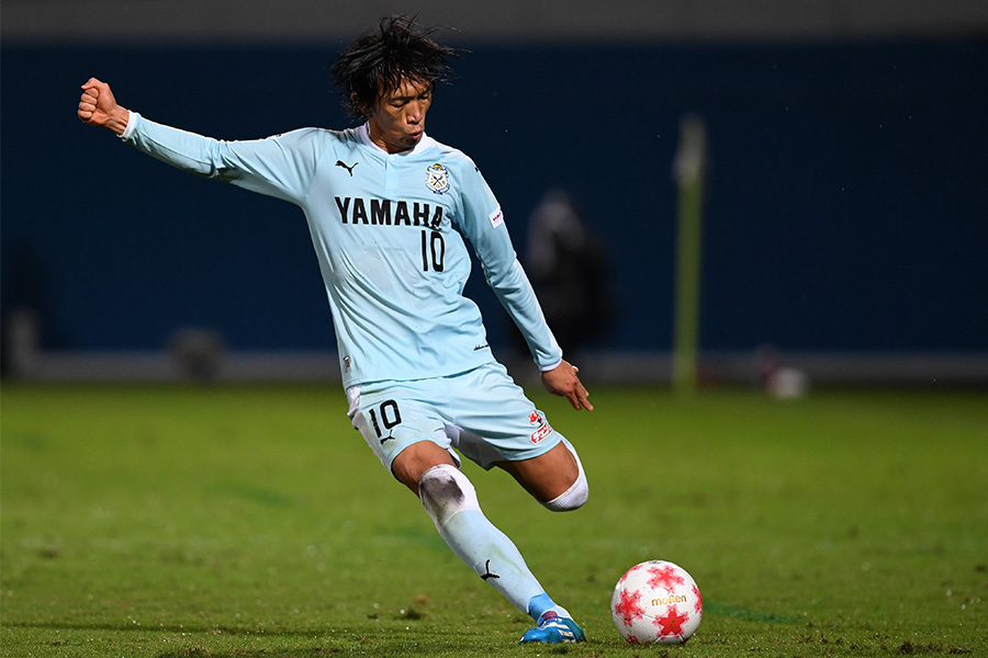かつて磐田でプレーした中村俊輔【写真:Getty Images】