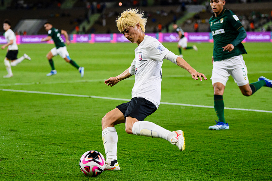 クラブ・レオンに出場した小泉佳穂【写真：Getty Images】