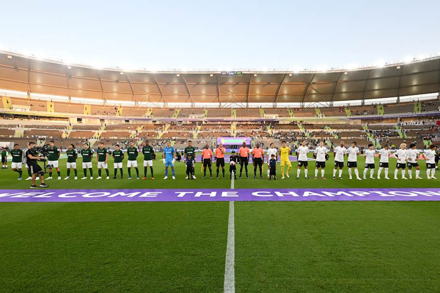 後半途中まで視聴困難な状態が続いた【写真：Getty Images】