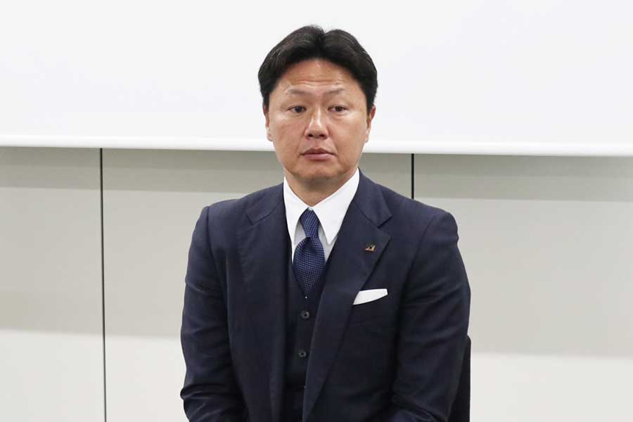 U-22日本代表を率いる大岩剛監督【写真： 城福達也】