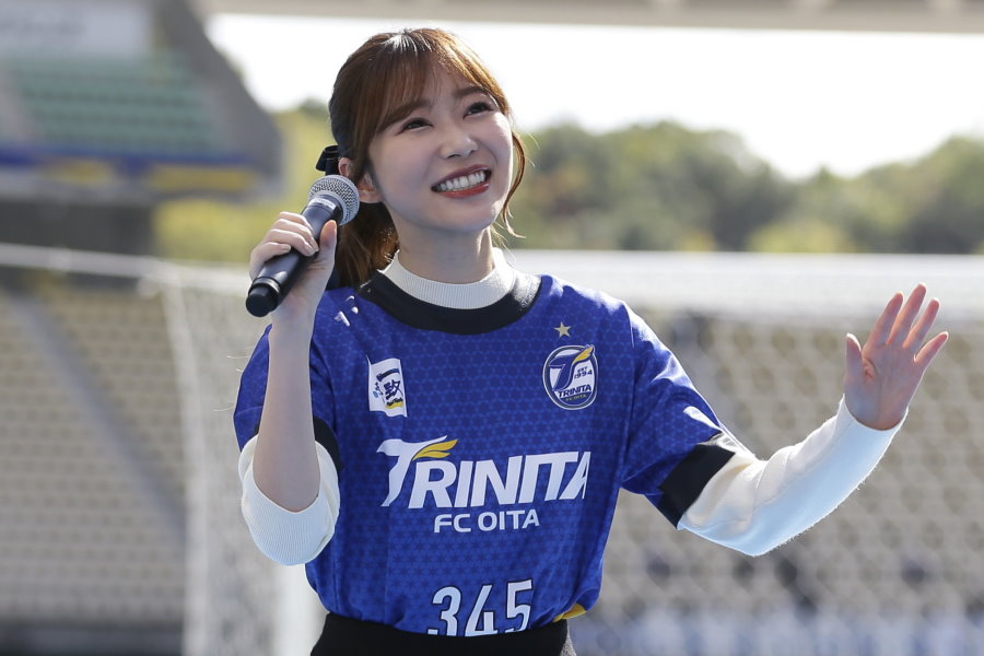 大分のユニフォームを着用した指原莉乃さん【写真:Getty Images】