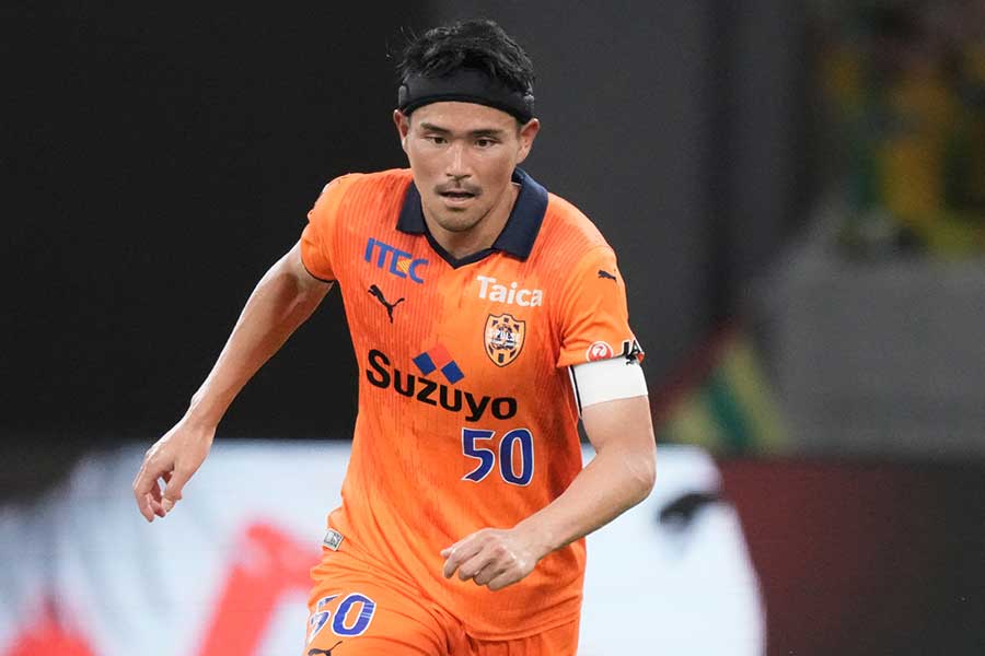 京都が鈴木義宜を獲得【写真：Getty Images】