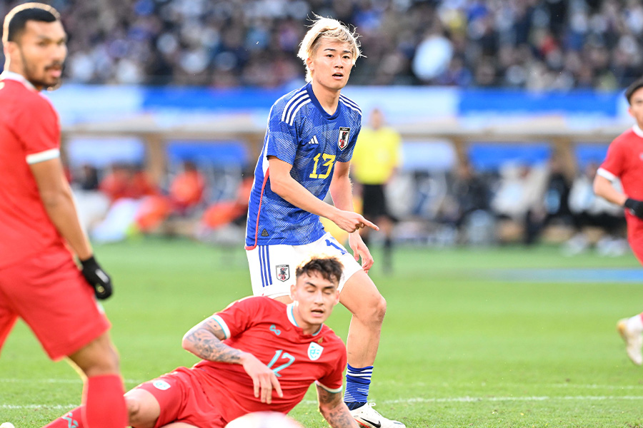 タイ戦で途中出場からゴールを決めた中村敬斗【写真：徳原隆元】