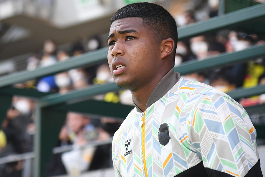 櫻川ソロモンが横浜FCに加入【写真:Getty Images】