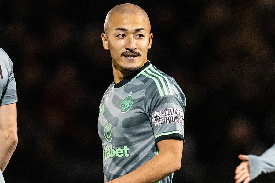 前田大然が2024年初ゴール【写真：Getty Images】