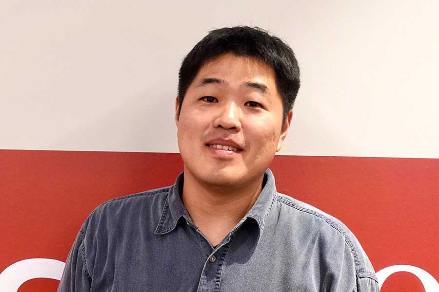 韓国のキム・ドンヨン記者【写真：森雅史】