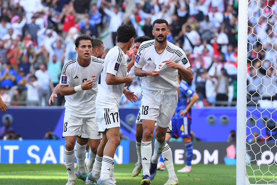 イラクメディアも選手と勝利の喜びを分かち合う【写真：2024 Asian Football Confederation （AFC）】