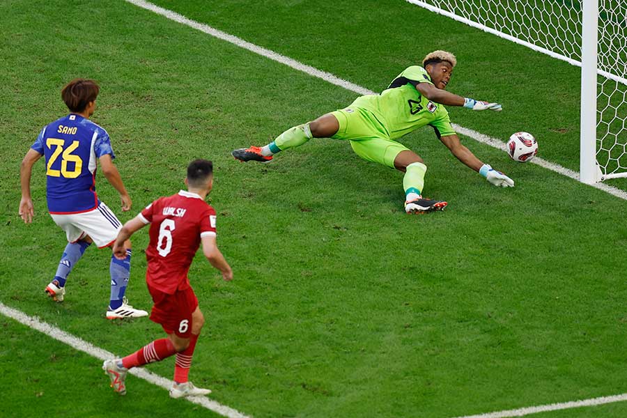 日本の失点シーンに対戦国メディアが注目【写真:ロイター】