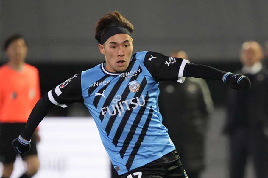 川崎の遠野大弥【写真：Getty Images】