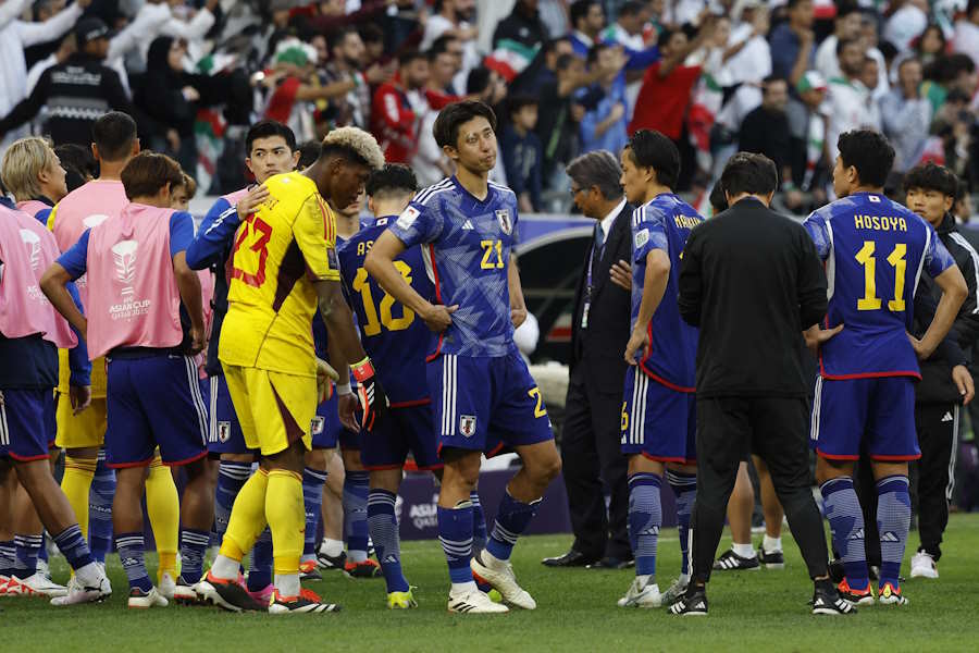 日本はイランに1-2で逆転負け【写真：ロイター】