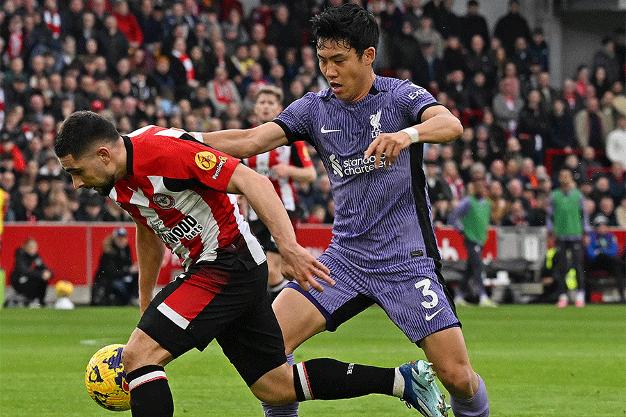 遠藤航がフル出場で奮闘【写真：Getty Images】