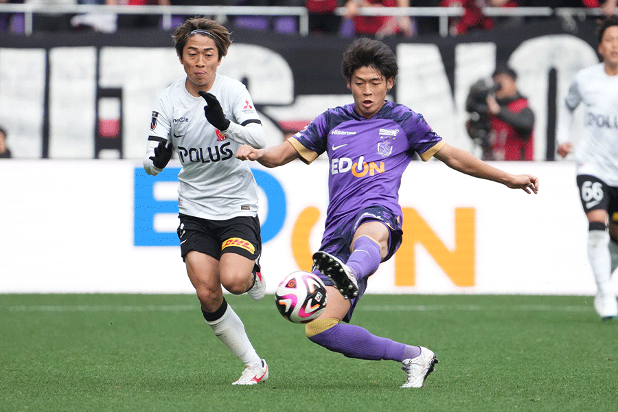 広島が見せたプレス戦術に注目【写真：Getty Images】