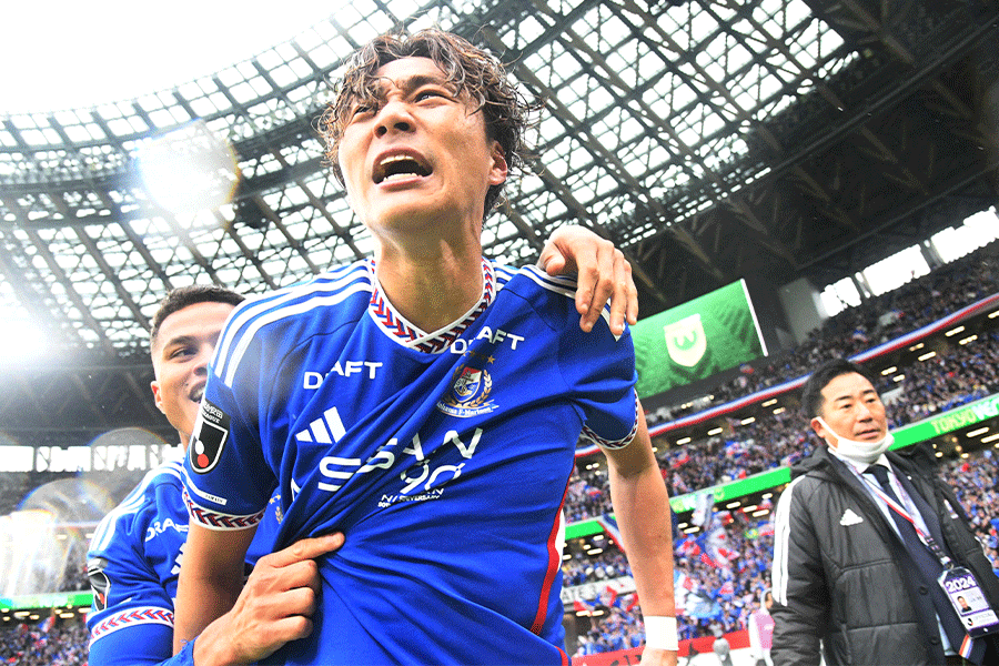 松原健が後半アディショナルタイムに劇的決勝ゴール【写真:徳原隆元】