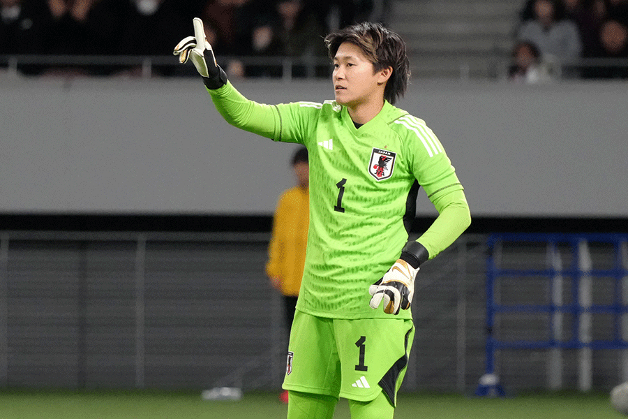 山下杏也加がスーパーセーブ【写真:Getty Images】
