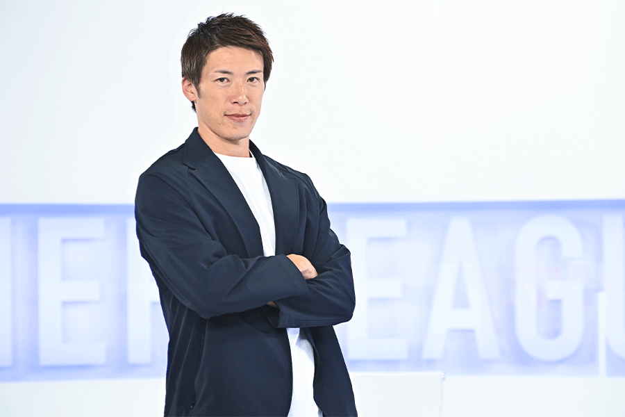 林陵平さんがプレミアリーグ2月のベストイレブンを選出【画像:(C) ABEMA】