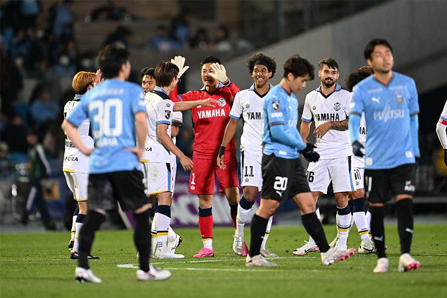 川崎から5ゴールをもぎ取った磐田の戦術とは？【写真：徳原隆元】