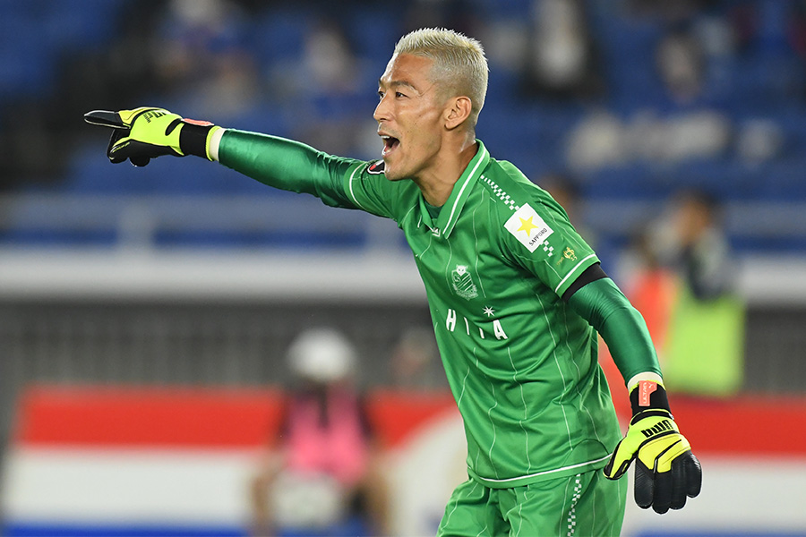 札幌GK菅野、完璧すぎる