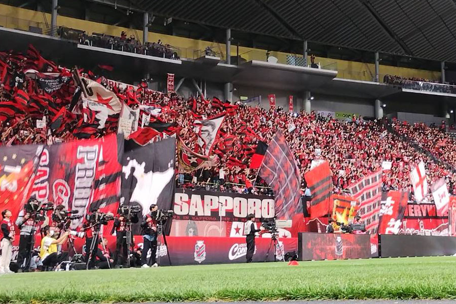 札幌ドームまでの道のりに注目【写真：(C) mm】