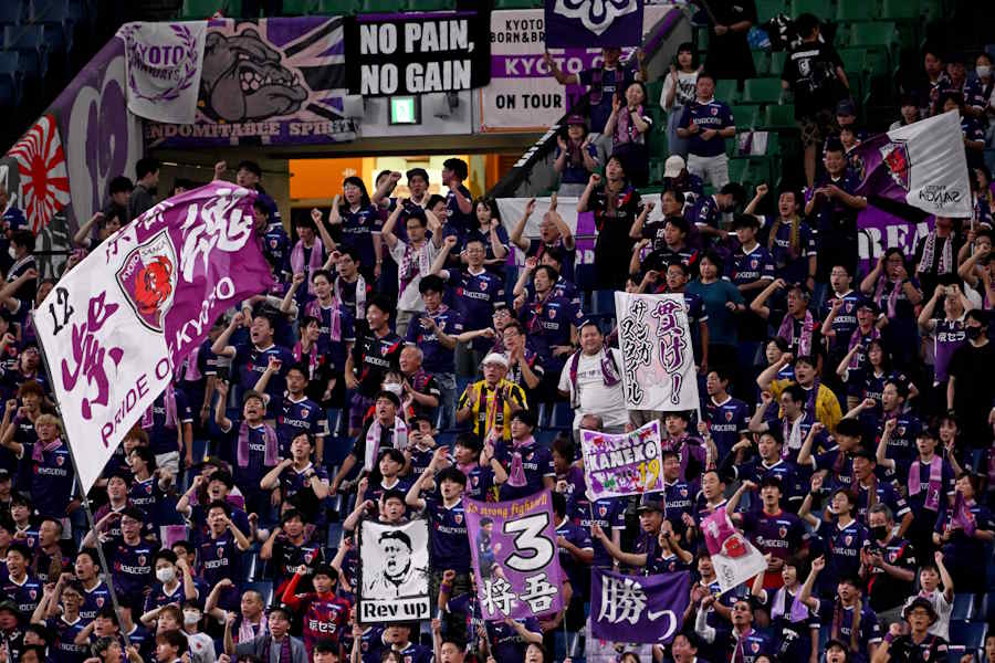 京都が有的不利ながら2-2に追い付いた【写真：徳原隆元】